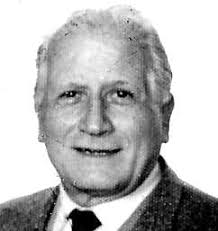 L'ambiente e l'anziano Per l'area della storica “vetreria” si va verso una  proposta definitiva IV Novembre e defunti S