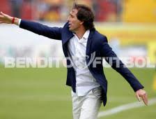 Guillermo almada habría aceptado una propuesta extendida por el santos de méxico, actual equipo del ecuatoriano ayrton preciado, y dejaría el club marcando una huella importante en su historial. Guillermo Almada Dirigio 183 Partidos En Cinco Temporadas Con Bsc Bendito Futbol