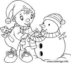 C'est un pantin de bois, à la tête articulée par un ressort qui se balance d'avant en arrière, comme pour dire oui. Coloriage Oui Oui Imprimer Chrigid