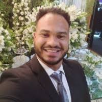 70+ perfis com “Pablo De Castro”