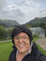 So far, so good looking forward to Friday in Scarborough then York and  Sunday afternoon and night in Hull!