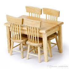 Doğal ve kaliteli malzemelerden üretilen ahşap masa sandalye takımları, tüm ailenin bir araya geldiği sabah kahvaltılarının, akşam yemeklerinin ve kahve saatlerinin de vazgeçilmezi oluyor. Satin Al 5 Adet Takim 1 12 Dollhouse Minyatur Yemek Masa Sandalye Ahsap Mobilya Cocuk Oyuncaklari Ucretsiz Nakliye Icin Set Tl155 04 Tr Dhgate Com