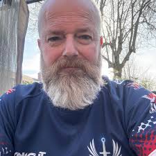 Anyone else's “pain in the arse” do this EVERY morning? Always pinching  pillows and cushions… 😂🤦🏻‍♂️