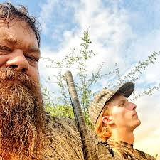 Has anyone ever had the Cruise Control servo randomly snatch the throttle  open? 94 5.0 manual transmission was