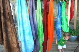 Unsweetened kool aid is a cheap, temporary hair dye that is easy to apply. Kool Aid Dyed Playsilks Tried True Creative