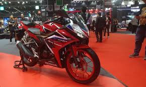 Pt astra honda motor (ahm) bakal meluncurkan honda cbr 150r 2021 yang diduga mengusung kode project k45r. Honda Cbr150 2021 Sáº¯p Ra Máº¯t Má»™t Phien Báº£n Hoan Toan Má»›i 2banh Vn