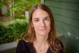 Julia Edwards's Instagram, Twitter & Facebook