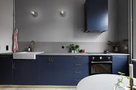Blue Kitchen With Brass Accents Coco Lapine Design Kitchen Door Handles Kitchen Design Kitchen Interior