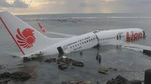 Persi contatti con un boeing 737 con 62 passeggeri. Tragedia In Indonesia Aereo Precipita In Mare Con 190 Persone A Bordo Cronaca Brevenews Com