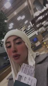 حسك عينك منك له 😂😂🇦🇪👋