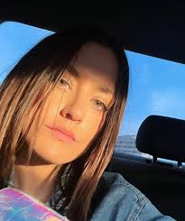 Lindsey Compton (@iamlindseycompton) • Facebook