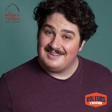 Diplômé en 2020 du Conservatoire d'art dramatique de Québec, Samuel Bouchard  se distingue par son talent pour la comédie et le théâtre absurde. On l'a  vu dans des pièces comme 𝐿'ℎ𝘦𝑢𝘳𝑒 𝐵𝘭𝑒𝘶𝑒