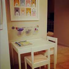 Upholstered Ikea Latt Table And Chairs Inspired By All The Creative Minds On Pinterest Painted The Table White Spray Glued Oyun Odalari Fikirler Cocuk Odasi