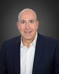 Matthew Arendt's Instagram, Twitter & Facebook