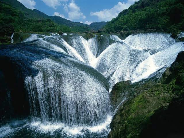 Pearl Shoal Waterfall l Astounding - Our Breathing Planet