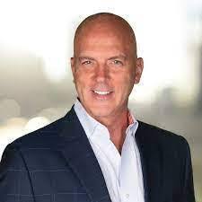 Eric Yonce's Instagram, Twitter & Facebook