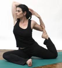 8 Yoga Poses That Stretch Your Quads Yoga Poses Quad Stretch Pigeon Pose