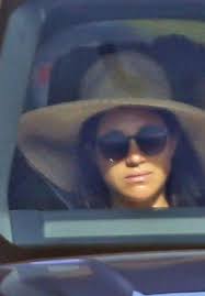 Meghan markle's 10 fashion rules. Meghan Markle Style Clothes Outfits And Fashion Celebmafia