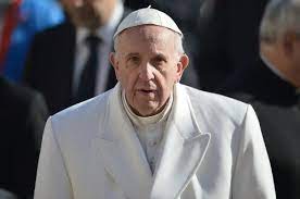 La salud del papa Francisco "ha mostrado una nueva y leve mejoría" este  27-Feb, informó el Vaticano