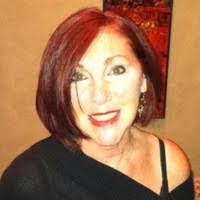 Perry Mcnabb's Instagram, Twitter & Facebook