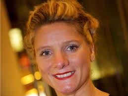 This Former PA Plans £100,000 Christmas Shopping Trips