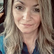 Thriller book recommendations with complex characters