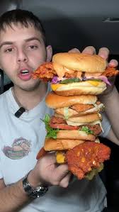 Who makes the best spicy chicken sandwich?? @muzzysshack