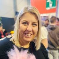 3 "Tania Ferris" profiles