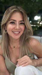 Alice Dixon y 53 : r/Philippines