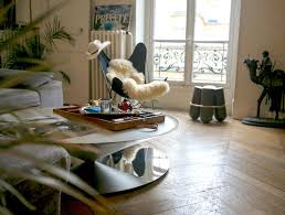 It measures 50 long, making it ideal in spaces with some extra square footage. Float Coffee Tables From La Chance Architonic