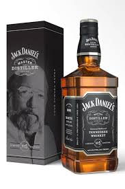 Jack Daniel S Master Distiller No5 The Fifth Bottle In The Master Distiller Series This Special One Liter Bottle Honour Jack Daniels Bottle Jack Daniels Jack