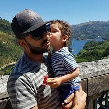 Hélder reis abriu o coração três meses após a morte da mãe. Helder Reis Reishelder1536 Twitter