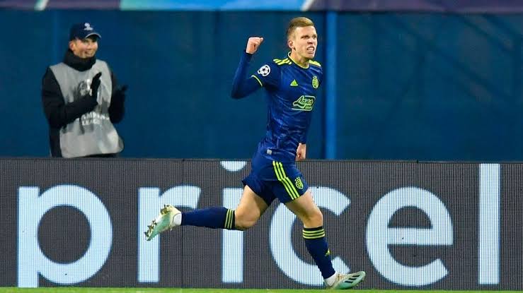 Gelandang serang Dinamo Zagreb, Dani Olmo diincar banyak klub termasuk Barcelona di tahun 2020.
