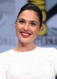 She was born in rosh ha'ayin, israel. Gal Gadot Wikipedia