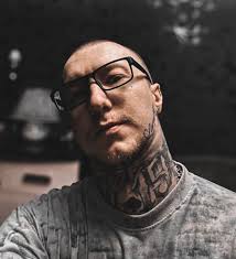 𝑨𝒏𝒕𝒐𝒏 𝑷𝒆𝒕𝒓𝒐𝒗 (@gangster_sk8) • Instagram photos and videos