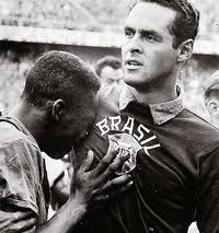 Burgnich, who ended his career with napoli before retiring in 1977, was capped 66 times by italy between 1963 and 1974. Pele Der Mann Der Den Fussball Schuf