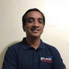 Ronald Camero's Instagram, Twitter & Facebook