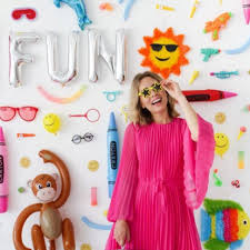 Lihat berbagai inspirasi background foto pernikahan berikut ini. 10 Ide Diy Photo Booth Bisa Irit Budget Gotomalls