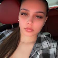 I gave a person a $200 off top because they needed it. Year later I asked  that same person to do my daughter hair. She said $200 Somebody told me  they was