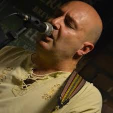 Stream Arwah by Huitzi