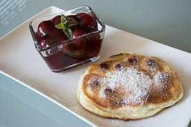 Kirschpfannkuchen Von Cremona Chefkoch Kirschpfannkuchen Apfelpfannkuchen Rezept Rezepte