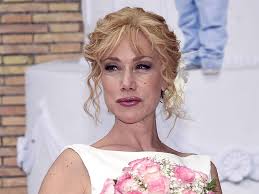 Relationship dating details of nancy brilli and roy de vita and all the other celebrities they've hooked up with. Nancy Brilli Oggi L Attrice E Single Dopo La Rottura Con Roy De Vita Nanopress