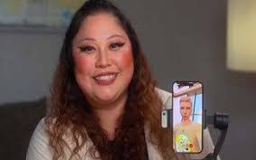 Anna Gillette's Instagram, Twitter & Facebook