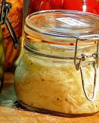Apres Mon Premier Billet Sur La Lacto Fermentation Des Legumes Je Vous Sens Tous Impatients Prets A Degainer V Chou Rave Aliments Fermentes Chou Rave Recette