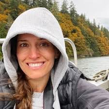 Terry Hisle's Instagram, Twitter & Facebook