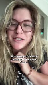 Patricia Gillingham's Instagram, Twitter & Facebook