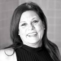 Dora Willis's Instagram, Twitter & Facebook