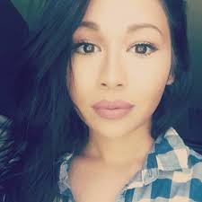 Valerie Arias's Instagram, Twitter & Facebook