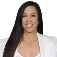 Carolyn Huynh's Instagram, Twitter & Facebook