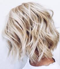 Better hair days start here! 70 Perfect Medium Length Hairstyles For Thin Hair Choppy Bob Hairstyles Hair Styles Bob Hairstyles